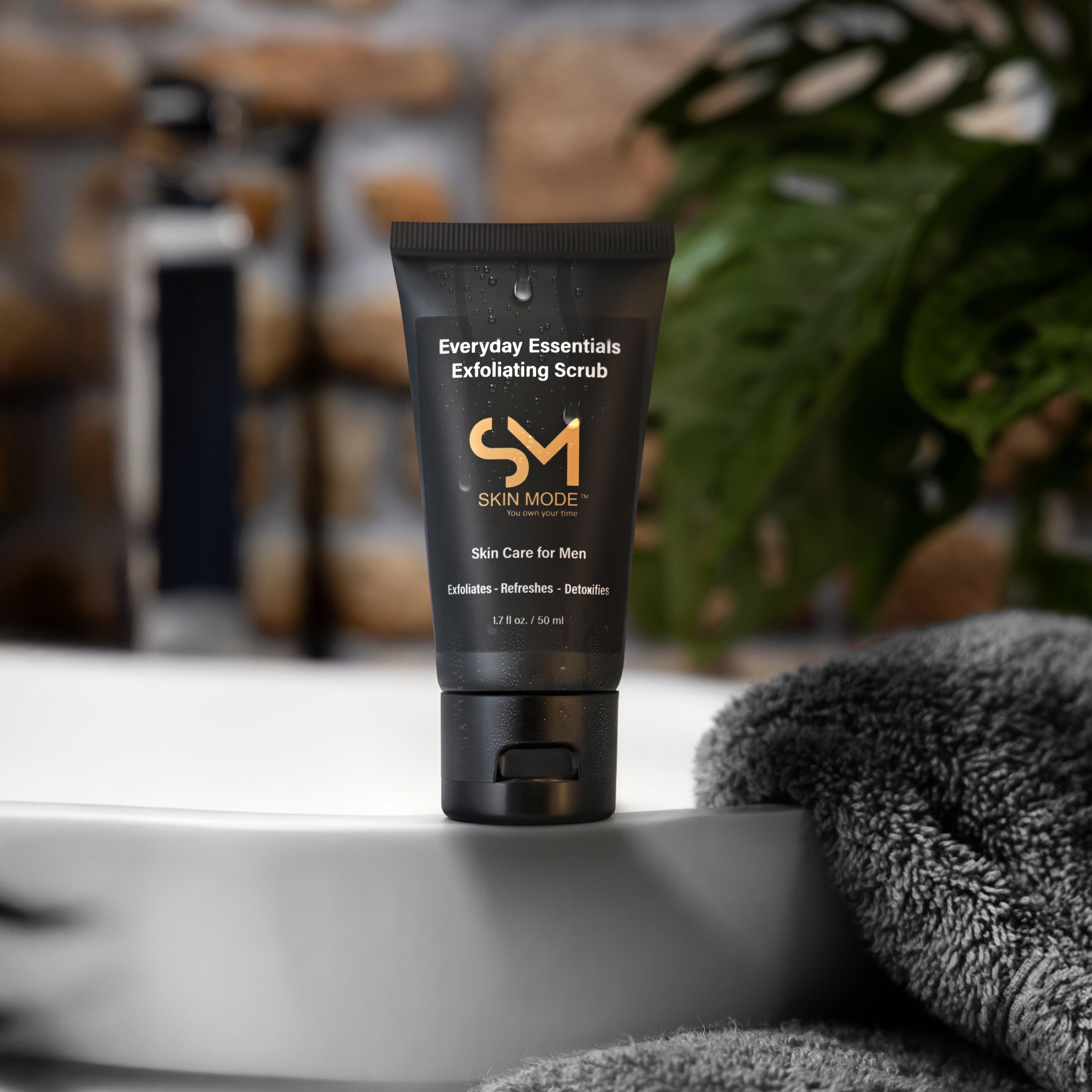 SkinMode™ Everyday Essentials Exfoliating Scrub — Detoxifying Face Exfoliant for Men (50 ml / 1.7 fl oz)